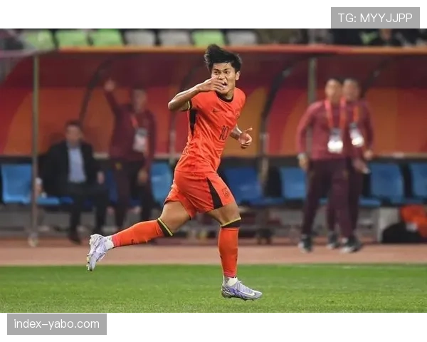 中国队蒯纪闻入选成年国家队，成球队边路突破利器