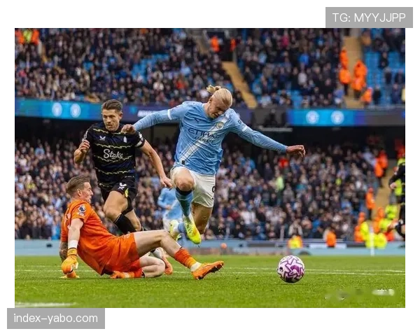 诺丁汉森林逼平曼城抢得关键一分 保级形势出现微妙转机